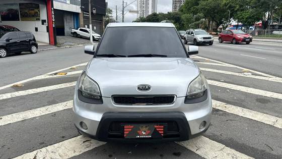 KIA SOUL 1.6 EX 16V FLEX 4P AUTOMÁTICO